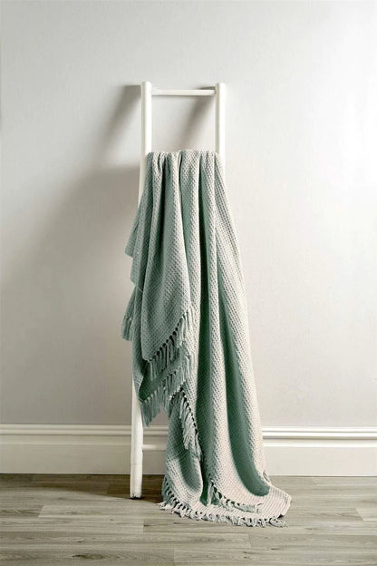 Knitted Throw 100% Cotton Blanket Perfect for Snuggling On Sofa Bed Soft Warm & Irresistibly Chic Blankets Throw